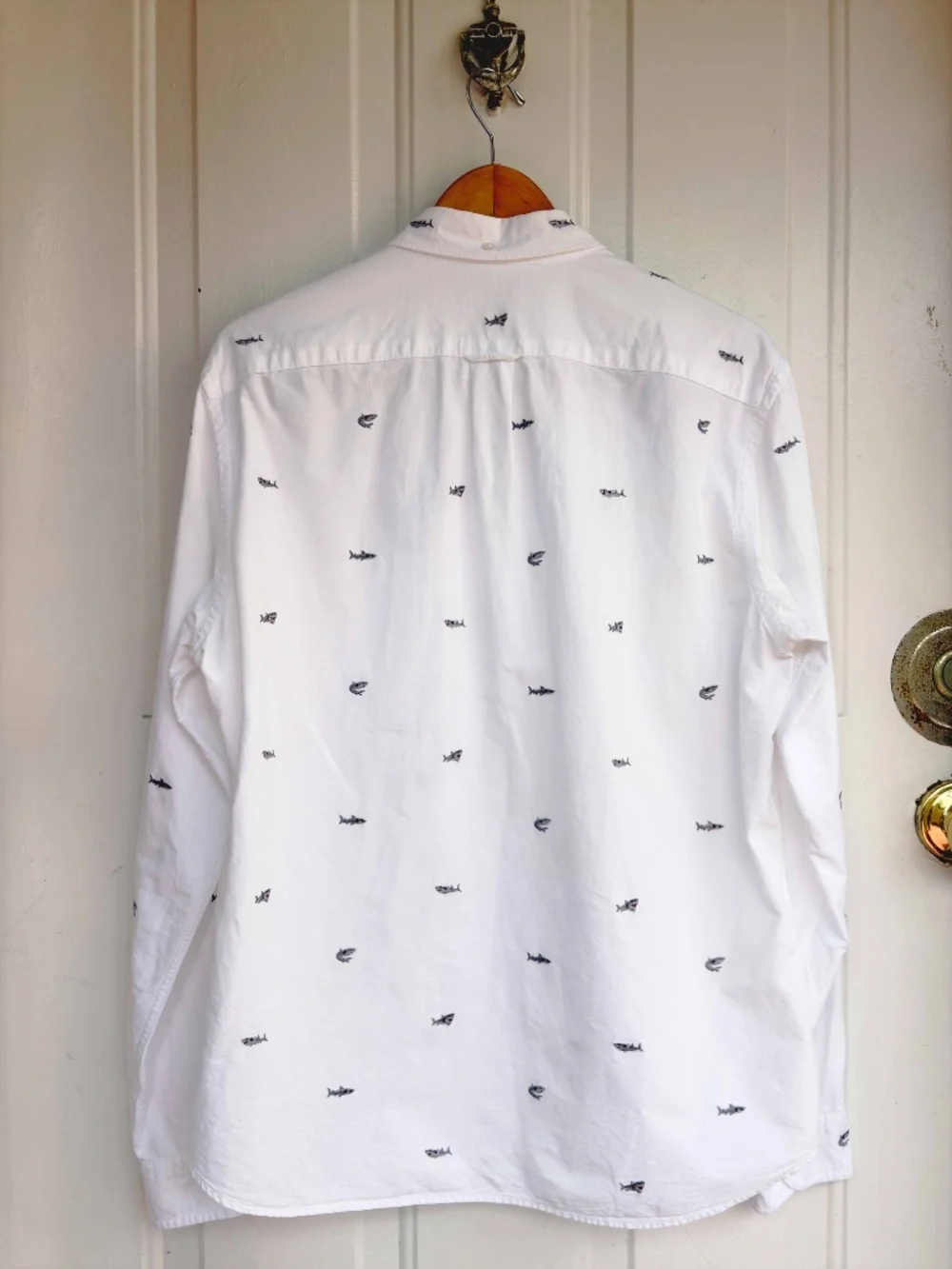 J.Crew Men Large Slim White Shark Embroidered Oxford Shirt Button Down Cotton